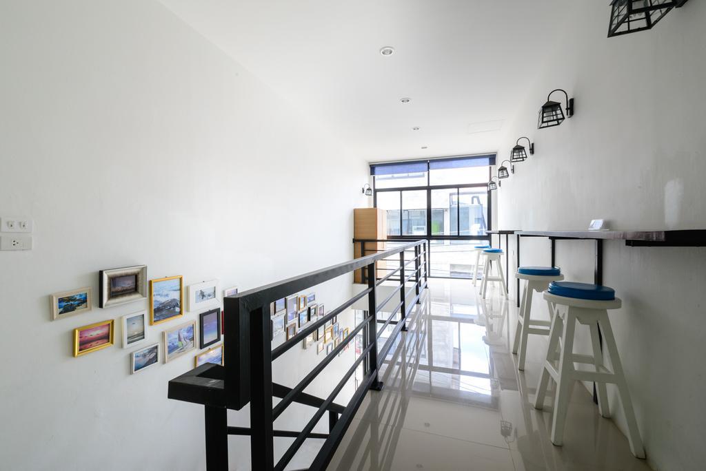 Ocean12 Chic Hotel Phuket Exterior foto